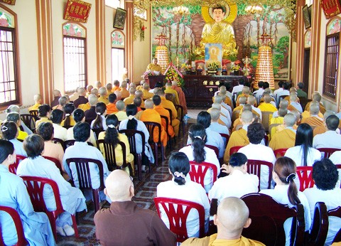 Kiên Giang: Trang nghiêm tưởng niệm 702 năm Đức vua - Phật hoàng Trần Nhân Tông nhập Niết bàn ảnh 2