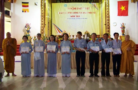 Kiên Giang: Phân ban Hướng dẫn Gia đình Phật tử tổng kết hoạt động năm 2010 ảnh 14