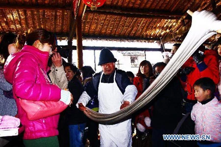 Trung Quốc ngập tràn màu đỏ ảnh 11