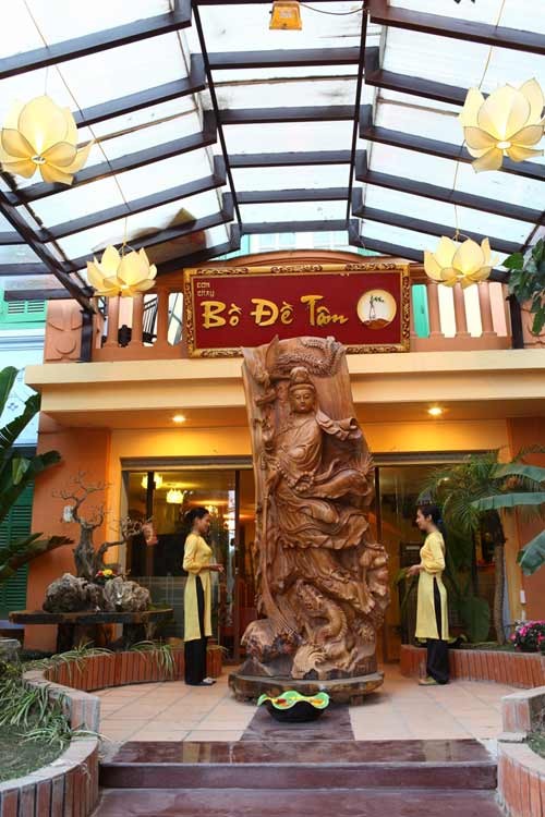 Bồ Đề Tâm - Không gian thiền tĩnh lặng, Ẩm thực,