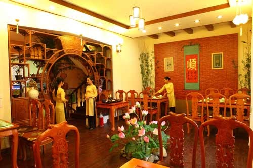 Bồ Đề Tâm - Không gian thiền tĩnh lặng, Ẩm thực,