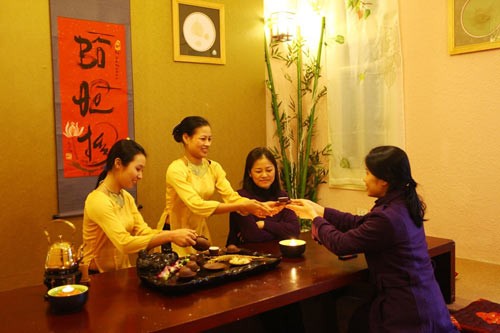 Bồ Đề Tâm - Không gian thiền tĩnh lặng, Ẩm thực,
