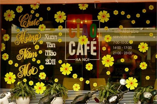 Người Hà Nội nhộn nhịp sắm đồ trang trí Tết ảnh 18 Người Hà Nội nhộn nhịp sắm đồ trang trí Tết