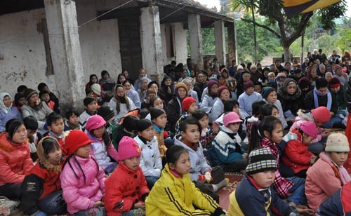 Hưng Yên: Lễ tạ pháp khoá tu học giáo lý và trao thẻ chứng nhận Phật tử ảnh 7 Hưng Yên: Lễ tạ pháp khoá tu học giáo lý và trao thẻ chứng nhận Phật tử ảnh 7