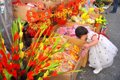 Sôi động chợ Tết Nam Cali ảnh 7