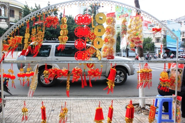 Sắc xuân đã về trên đường phố Nha Trang ảnh 10