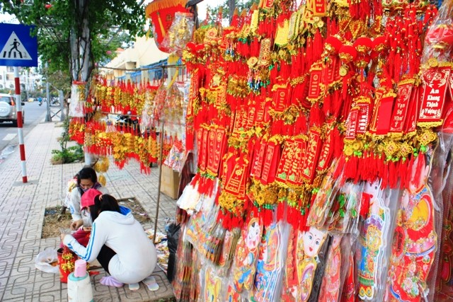 Sắc xuân đã về trên đường phố Nha Trang ảnh 11 Sắc xuân đã về trên đường phố Nha Trang ảnh 11