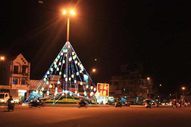 Sắc xuân đã về trên đường phố Nha Trang ảnh 15