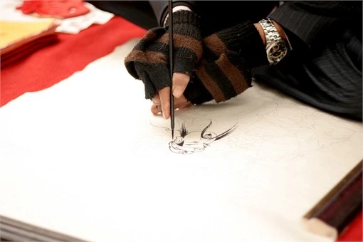 Đua nhau đến xin chữ trên 'phố ông Đồ'