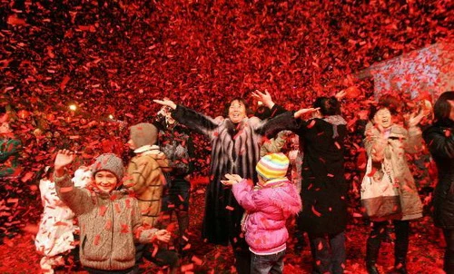 Đón tết tại thủ đô Bucharest, Romania... - Ảnh: Xinhua