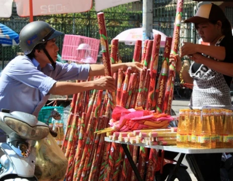 Nén hương ngày Tết ảnh 3