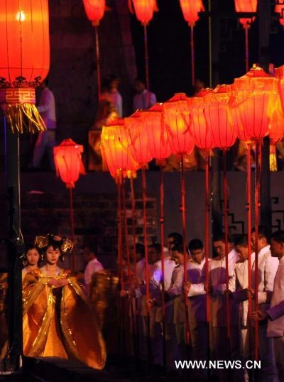 Lễ hội đèn lồng chào đón giao thừa 2011 ở Trung Quốc