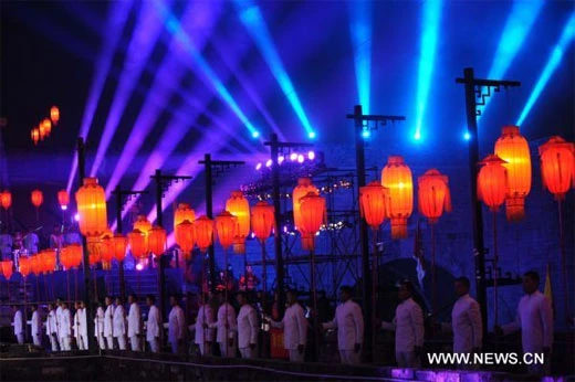 Lễ hội đèn lồng chào đón giao thừa 2011 ở Trung Quốc