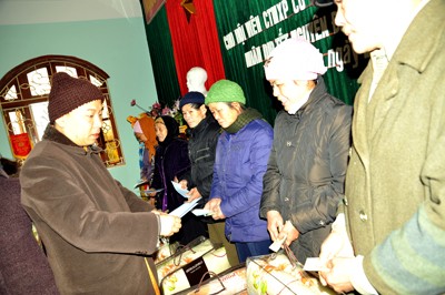Lạng Sơn: Ban Đại diện Phật giáo tỉnh thăm, tặng quà Tết cho các hộ nghèo trong tỉnh ảnh 12 Lạng Sơn: Ban Đại diện Phật giáo tỉnh thăm, tặng quà Tết cho các hộ nghèo trong tỉnh ảnh 12
