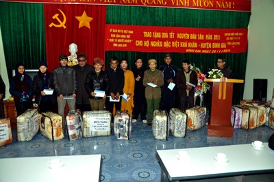 Lạng Sơn: Ban Đại diện Phật giáo tỉnh thăm, tặng quà Tết cho các hộ nghèo trong tỉnh ảnh 18 Lạng Sơn: Ban Đại diện Phật giáo tỉnh thăm, tặng quà Tết cho các hộ nghèo trong tỉnh ảnh 18