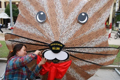 Độc đáo lồng đèn con mèo ảnh 9