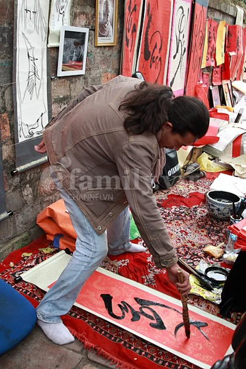 Chùm ảnh: Tấp nập xin chữ đầu năm ảnh 8