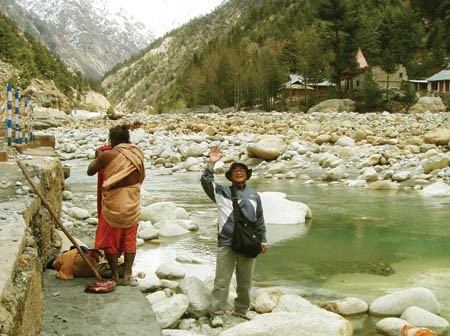 Tác giả nơi Gangotri đầu nguồn sông Hằng. Tác giả nơi Gangotri đầu nguồn sông Hằng.