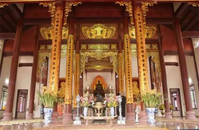 Chính điện chùa Từ Đàm.