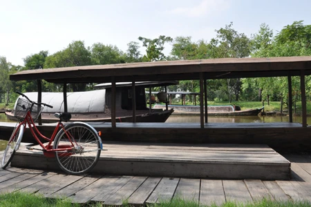 Phút yên bình trong không gian cổ kính của Siam Ancient.