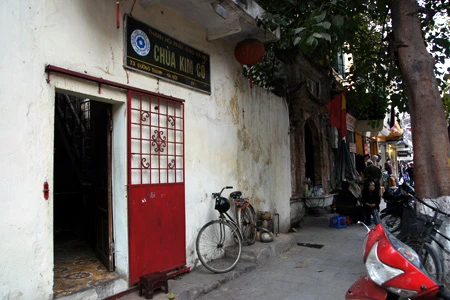 Những ngôi chùa trong phố cổ