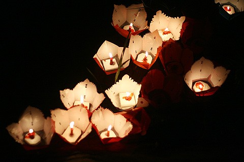 Phố Hội lung linh đêm Nguyên tiêu ảnh 12 Phố Hội lung linh đêm Nguyên tiêu ảnh 12