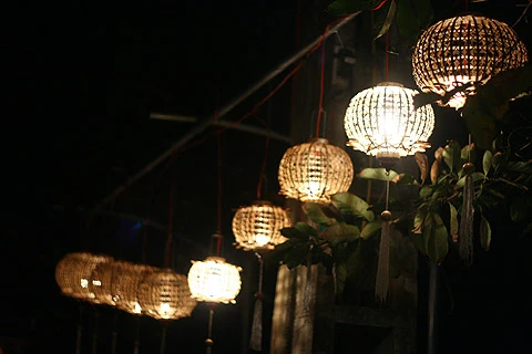 Phố Hội lung linh đêm Nguyên tiêu ảnh 14 Phố Hội lung linh đêm Nguyên tiêu ảnh 14