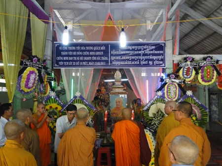 BTS kính viếng HT Quách Mến.jpg