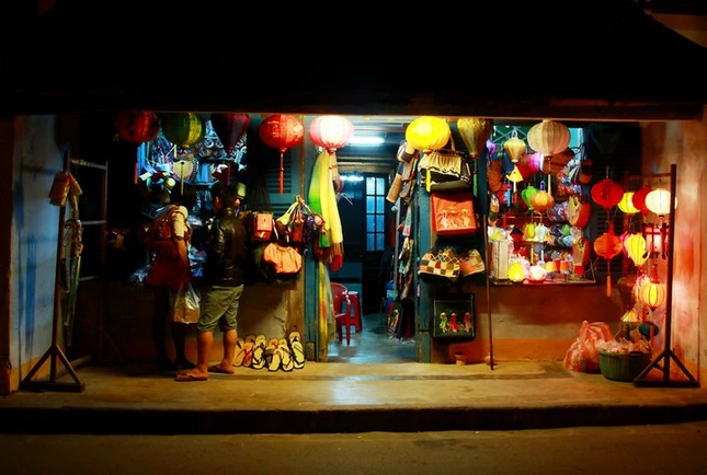 Lung linh đèn lồng phố cổ Hội An ảnh 3