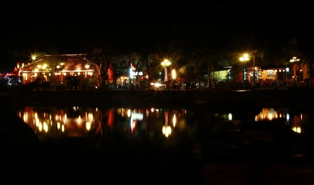 Lung linh đèn lồng phố cổ Hội An ảnh 7