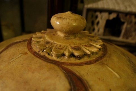 Gốm hoa nâu là một trong những dòng gốm có men đặc sắc nhất ở Việt Nam