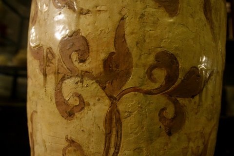 Gốm hoa nâu là một trong những dòng gốm có men đặc sắc nhất ở Việt Nam