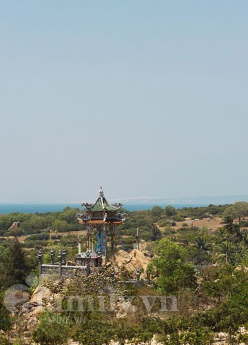 Tới thăm ngôi chùa hướng về biển xanh ảnh 6 Tới thăm ngôi chùa hướng về biển xanh ảnh 6
