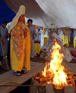 Chùa Nhiễu Long đúc thành công chuông đồng nặng trên 1 tấn