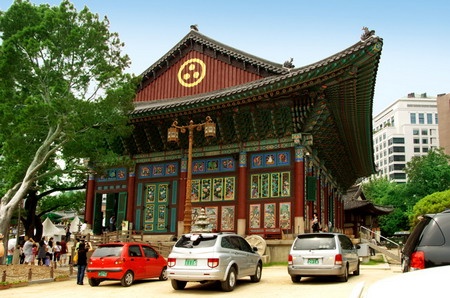 Tổng Thư Ký Phật giáo Hàn quốc phục vụ bữa ăn cho người cao tuổi ảnh 1 TK 5.jpg