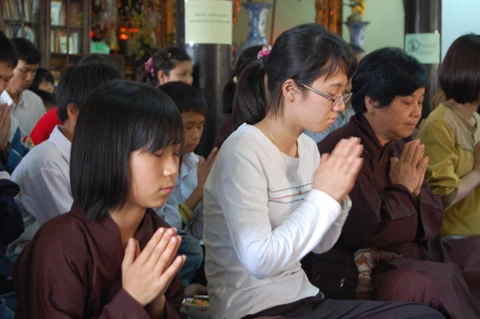 Thức dậy từ 4 giờ sáng ngồi thiền