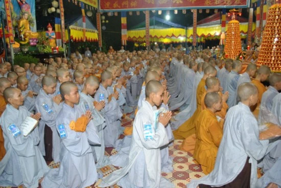Đồng Nai: Giới tử Sa di Ni tấn đàn tại Đại giới đàn Nguyên Thiều - Siêu Bạch 2011 ảnh 14