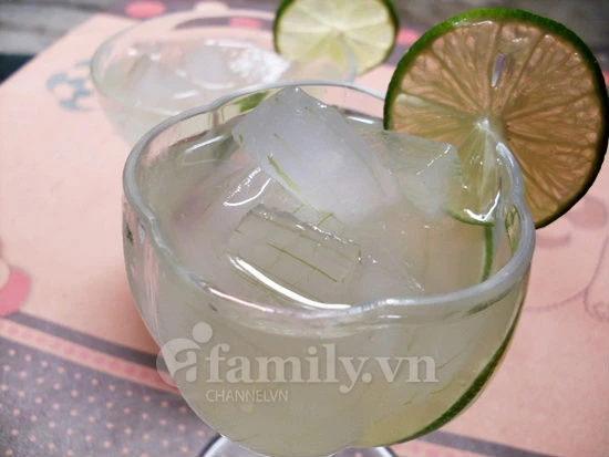 Giải khát với nước chanh lô hội ảnh 1