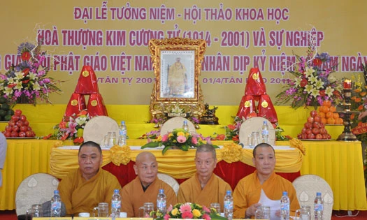 Hà Nội: Đại lễ tưởng niệm & Hội thảo khoa học về Hòa thượng Kim Cương Tử ảnh 17 Hà Nội: Đại lễ tưởng niệm & Hội thảo khoa học về Hòa thượng Kim Cương Tử ảnh 17