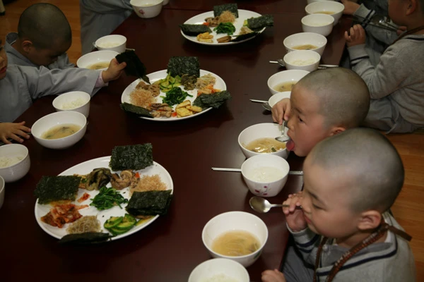 Doi bong da Tieu HT. HQ 2.jpg