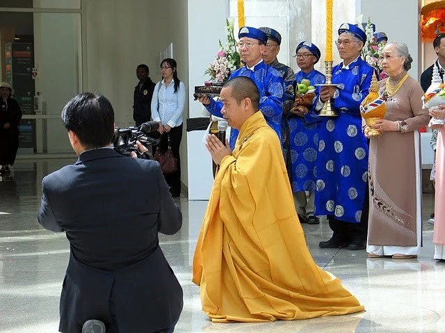 Chùm ảnh:  Rực rỡ cờ hoa PG tại lễ hội Vesak người Việt ở San Jose ảnh 3