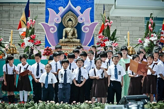 Chùm ảnh:  Rực rỡ cờ hoa PG tại lễ hội Vesak người Việt ở San Jose ảnh 54