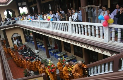 Hà Nội: Náo nức về Thiền viện Sùng Phúc chiêm bái Xá lợi Phật ảnh 1