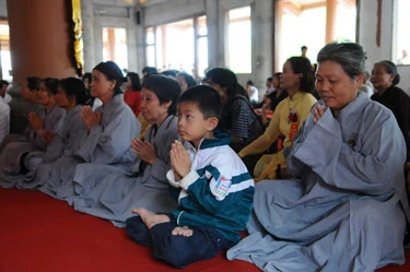 Hà Nội: Hoan hỷ Lễ Phật đản nơi chùa Yến Phú ảnh 5 Hà Nội: Hoan hỷ Lễ Phật đản nơi chùa Yến Phú ảnh 5