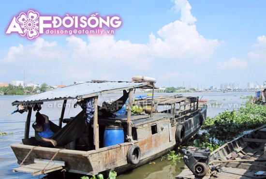 Lễ Phật Đản ở một ngôi chùa từ thiện ảnh 8