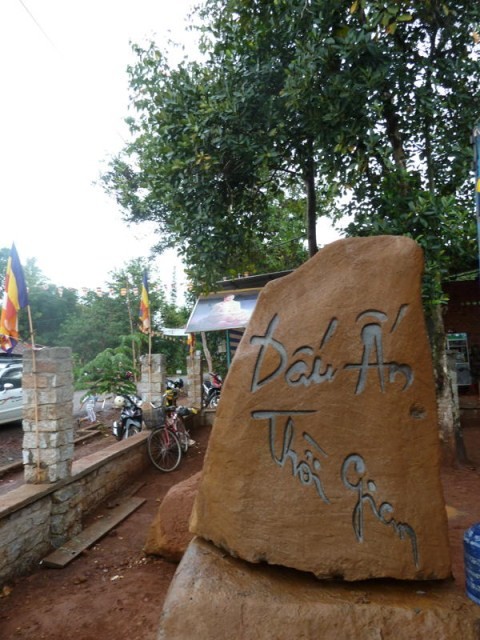 P1020215 DH.jpg