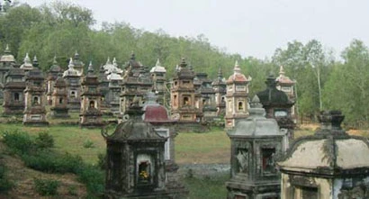 Ngôi chùa có vườn tháp lớn nhất Việt Nam ảnh 2