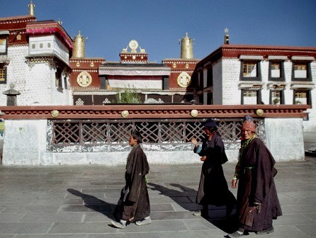 wwchuajokhang-temple-d.jpg