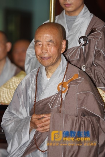 Trung Quốc: Phật giáo Hàng Châu ôm bát khất thực năm 2011 ảnh 11