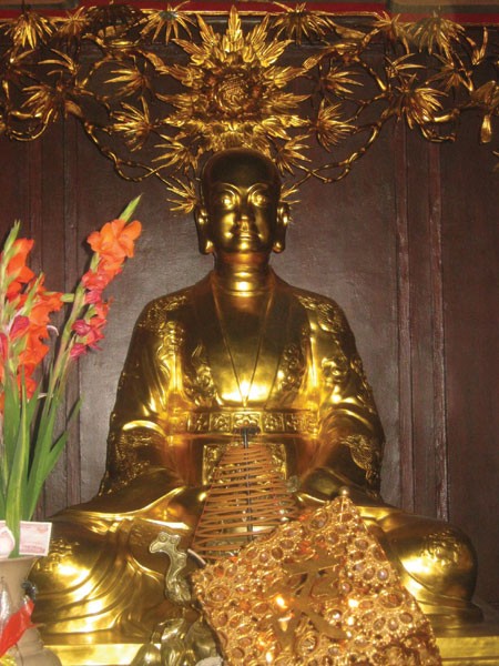 Tượng Lý Quốc Sư Tượng Lý Quốc Sư